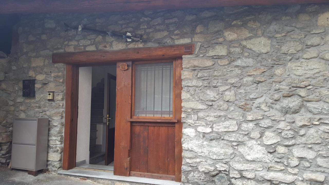 La Tour Appartement Gignod Buitenkant foto