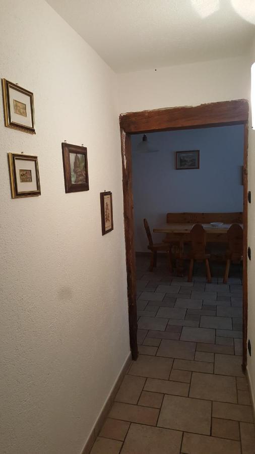 La Tour Appartement Gignod Buitenkant foto